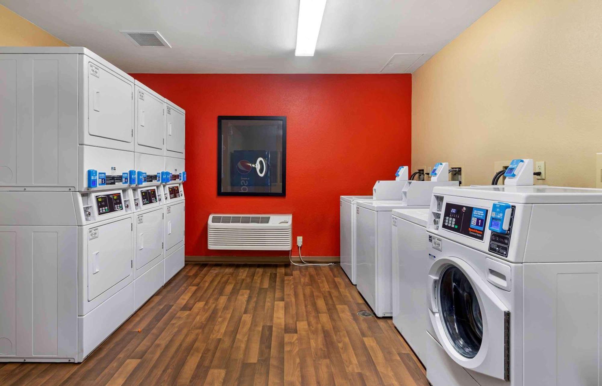 Extended Stay America Suites - Savannah - Midtown Bagian luar foto
